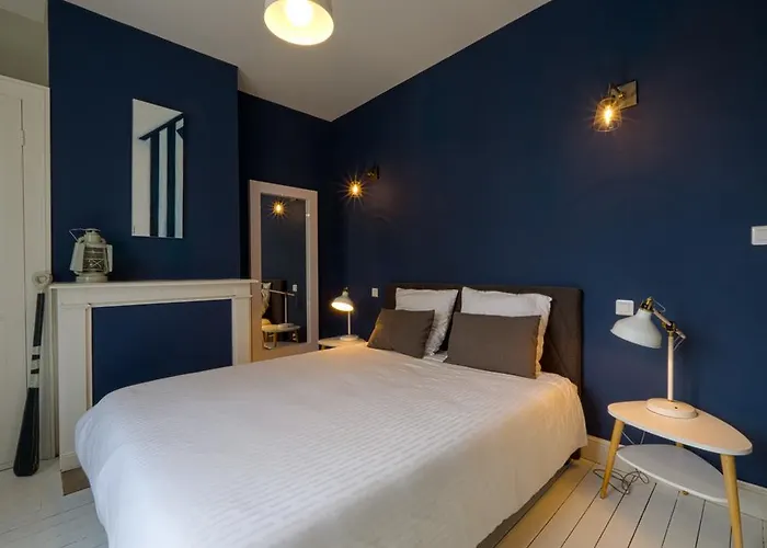 Couette-café Le Nautilus 3*